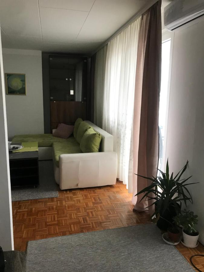 Apartament Dan I Noc Banja Luka Zewnętrze zdjęcie