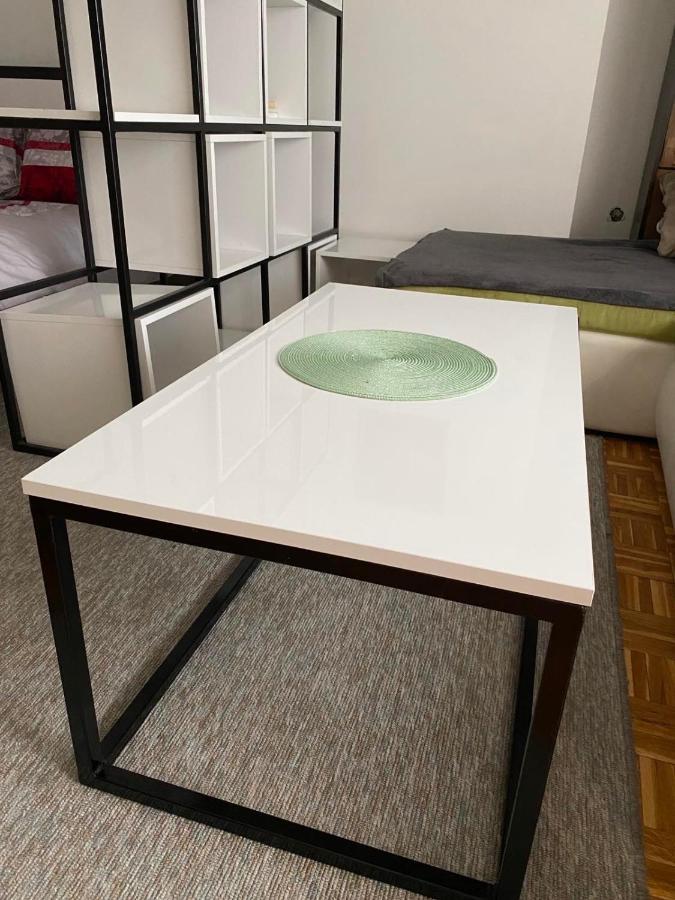 Apartament Dan I Noc Banja Luka Zewnętrze zdjęcie