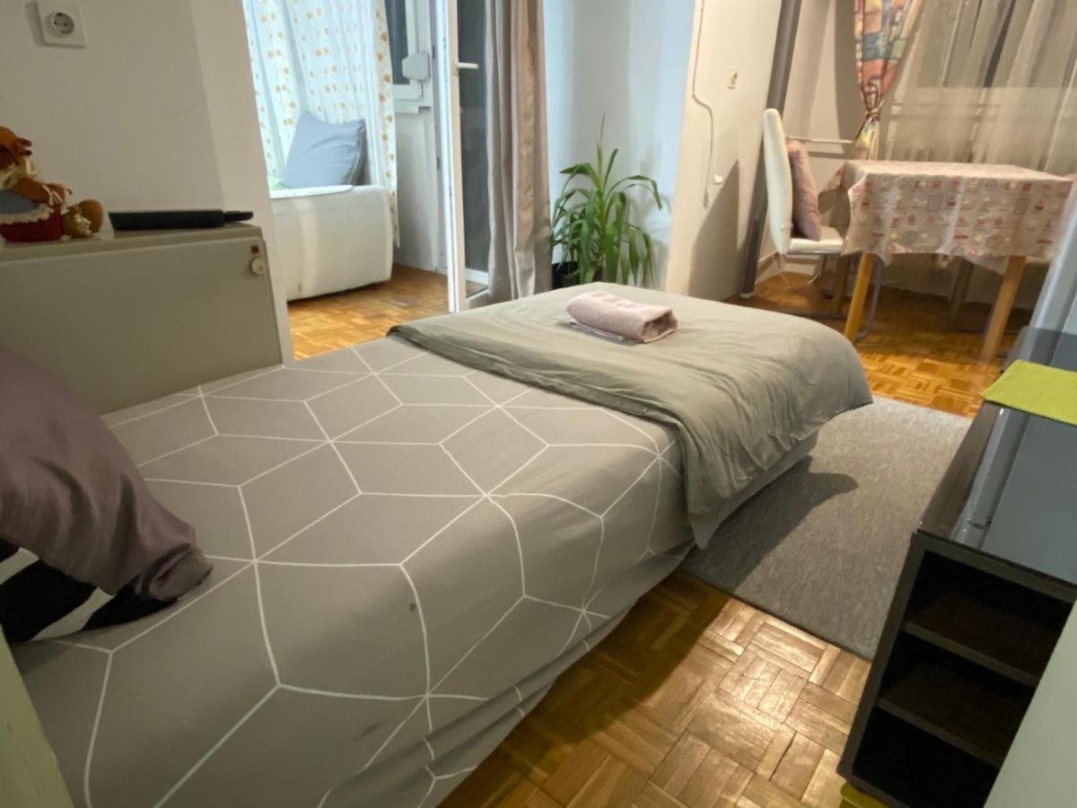 Apartament Dan I Noc Banja Luka Zewnętrze zdjęcie
